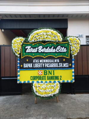 Papan Bunga Duka di Prabu