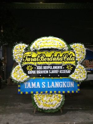 Papan Bunga Duka di Prabu